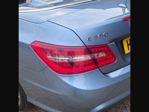 Mercedes-Benz E Class E350 CDI BLUEEFFICIENCY SPORT 31