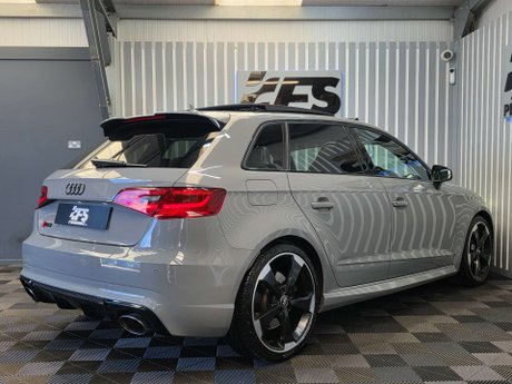 Audi RS3 2.5 TFSI Sportback 5dr Petrol S Tronic quattro Euro 6 (s/s) (Nav) (367 ps) 35