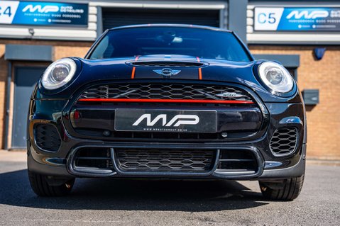 Mini Hatch 2.0 John Cooper Works Auto 3dr 20