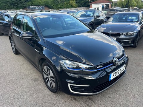 Volkswagen Golf 35.8kWh e-Golf Auto 5dr 1