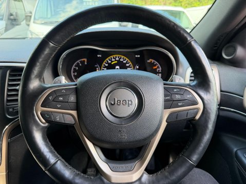 Jeep Grand Cherokee 3.0 V6 CRD Limited SUV 5dr Diesel Auto 4WD Euro 5 (247 bhp) 12