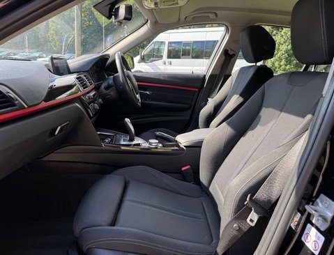 BMW 3 Series 1.5 318i Sport Auto 4dr 37