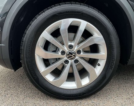 Volkswagen T-Roc 1.5 T-Roc Match TSI S-A 5dr 13