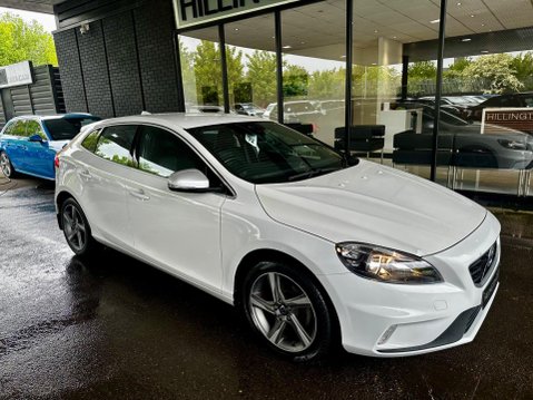 Volvo V40 1.6 T2 R-Design Euro 5 (s/s) 5dr 26