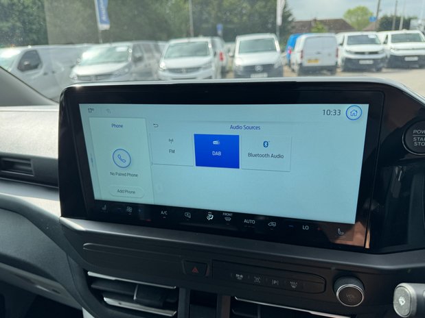 Ford Transit Custom Crew Cab SWB L1H1 Limited 320 A/C Alloys Camera Nav Sensors EURO 6 30