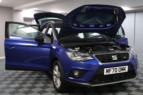 SEAT Arona TSI FR