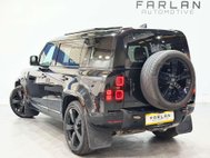 Land Rover Defender 3.0 D300 MHEV X-Dynamic HSE SUV 5dr Diesel Auto 4WD Euro 6 (s/s) (300 ps) 4