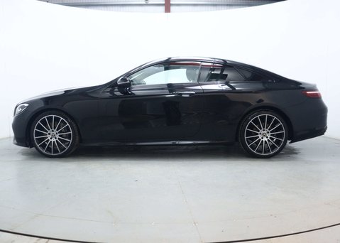 Mercedes-Benz E Class 2.0 E300h MHEV AMG Line Night Edition (Premium Plus) Coupe 2dr Petrol Hybri 8