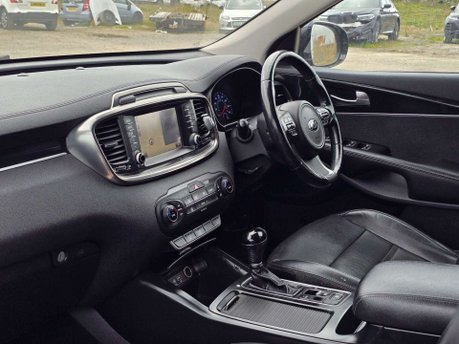 Kia Sorento 2.2 CRDi KX-2 SUV 5dr Diesel Auto AWD Euro 6 (s/s) (197 bhp) 19