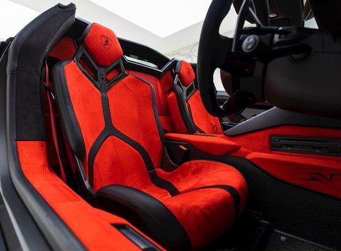 Lamborghini Aventador SV LP 750-4 Roadster 14