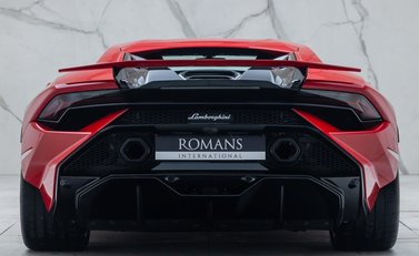 Lamborghini Huracan TECNICA 8