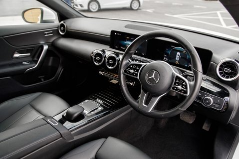 Mercedes-Benz A Class A 180 SPORT EXECUTIVE EDITION 4