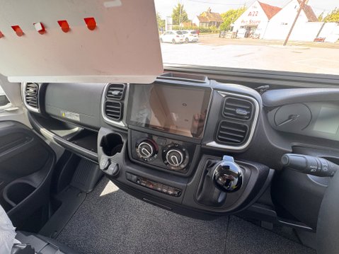 Pilote P740FGJ Evidence 2025 MODEL 49