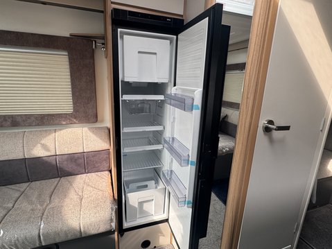 Bailey Adamo 75-4DL Motorhome | Auto | 1 Owner | Low Miles | Euro 6 19