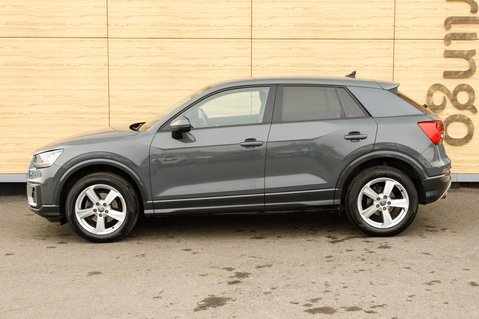 Audi Q2 TFSI SPORT 13