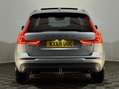 Volvo XC60 D4 MOMENTUM PRO AWD 7