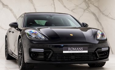 Porsche Panamera Turbo 1