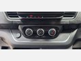 Renault Trafic SPORT LL30 L2 H1 LWB 2.0 DCI 130ps EU6 17
