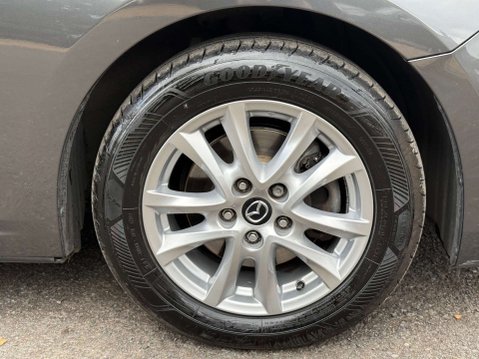 Mazda 3 2.0 SKYACTIV-G SE Nav Hatchback 5dr Petrol Manual Euro 6 (s/s) (121 ps) 42