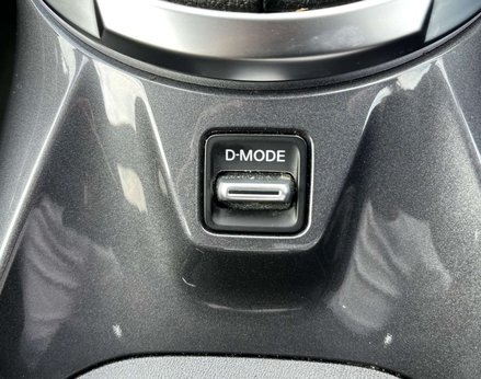 Nissan Juke 1.6 Juke Tekna HEV CVT 5dr 52