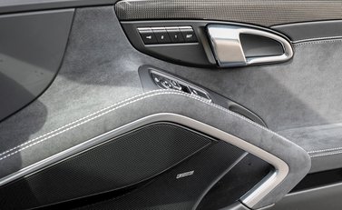 Porsche 911 (991.2) Carrera GTS 20