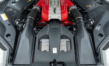 Ferrari 812 Superfast 43