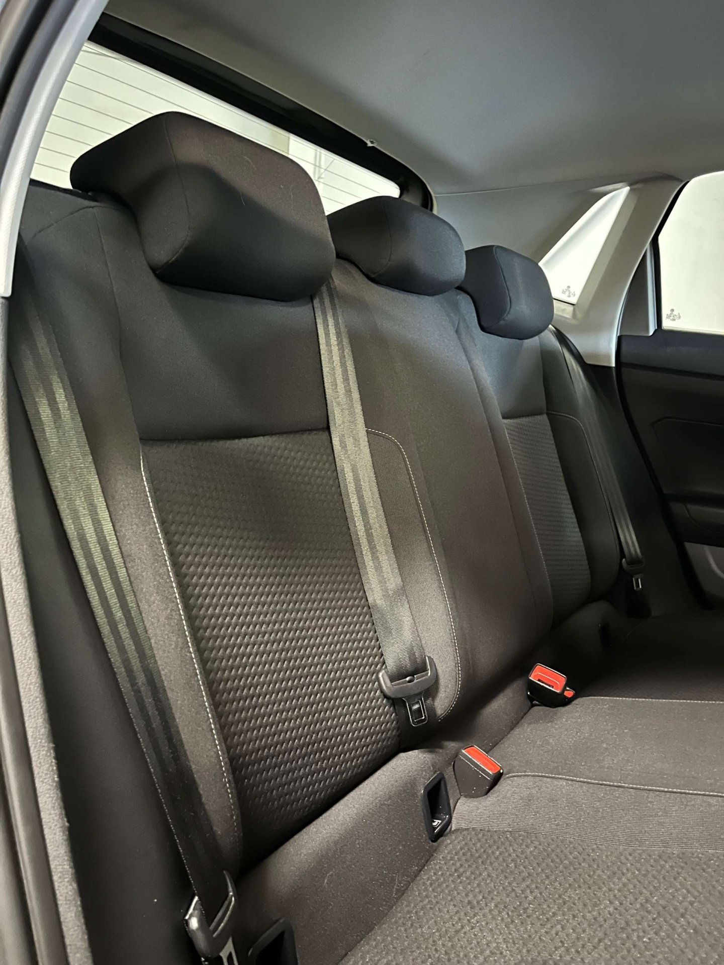 2021 Volkswagen Polo — image 22