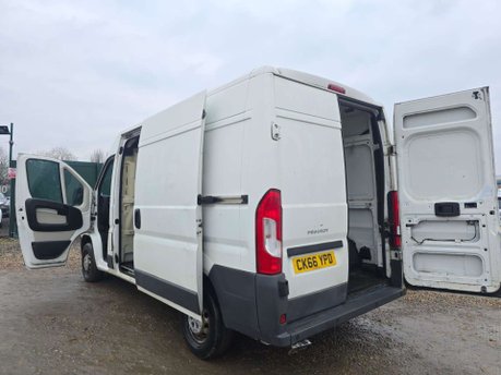 Peugeot Boxer 2.0 BlueHDi 335 Professional Panel Van 5dr Diesel Manual L2 H2 Euro 6 (130  13