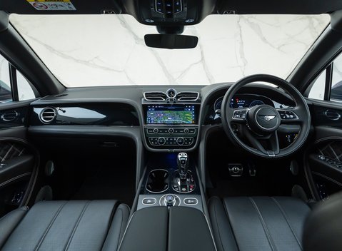 Bentley Bentayga V8 First Edition 23
