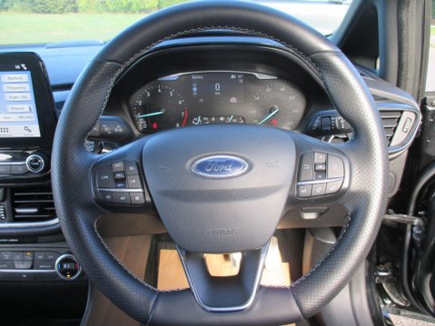 Ford Fiesta 1.0T EcoBoost ST-Line X Euro 6 (s/s) 3dr 17