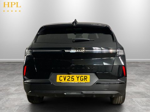 Vauxhall Grandland 1.2 Ultimate SUV 5dr Petrol Hybrid e-DCT Euro 6 (s/s) (136 ps) 6