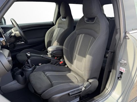 Mini Hatchback 1.5 Cooper Sport II 3dr 20