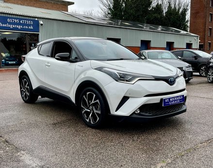 Toyota C-HR 1.8 C-HR-Dynamic HEV CVT 5dr 4