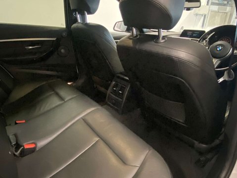 BMW 3 Series 2.0 320i M Sport Shadow Edition 4dr 34