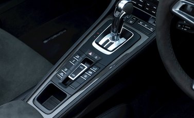 Porsche 718 Boxster Spyder 20