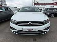 Volkswagen Passat SE NAV TDI DSG 3
