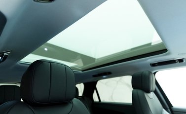 Land Rover Range Rover Sport P440e Dynamic SE 11