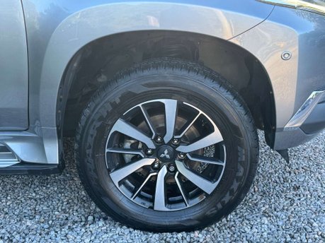 Mitsubishi Shogun Sport 2.4 Shogun Sport DI-D 4 Auto 4WD 5dr 13