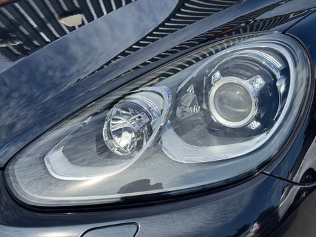 Porsche Cayenne 3.0 V6 E-Hybrid S 5dr Petrol Plug-in Hybrid TiptronicS 4WD Euro 6 (416ps) 15