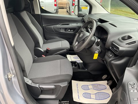 Vauxhall Combo 1.5 Turbo D 2000 Sportive L1 H1 Euro 6 (s/s) 4dr 13