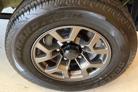 Suzuki Jimny SUZUKI JIMNY 1.5 SZ5 SUV 3dr Petrol Auto ALLGRIP Euro 6 (101 ps) 66