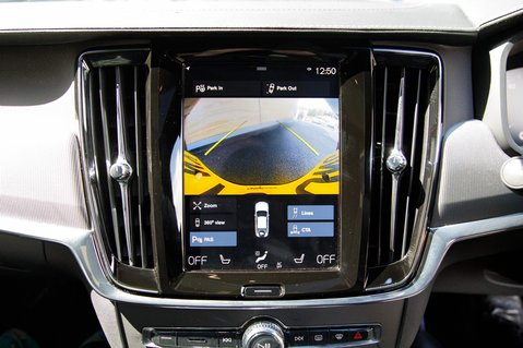 Volvo S90 RECHARGE T8 R-DESIGN AWD 30