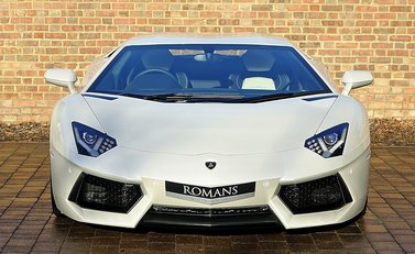 Lamborghini Aventador LP 700-4 2