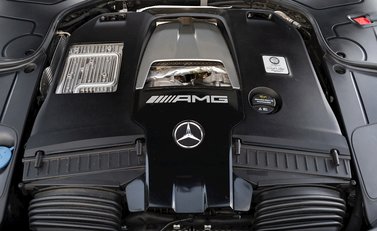 Mercedes-Benz S Class S63 Coupe 32