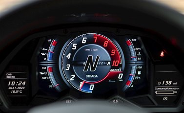 Lamborghini Aventador S LP740-4 18