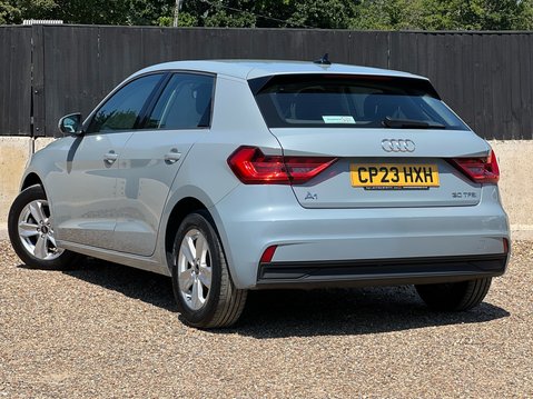 Audi A1 SPORTBACK TFSI TECHNIK 2