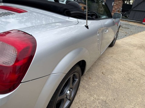 Toyota MR2 1.8 MR2 Roadster VVTi 2dr 60