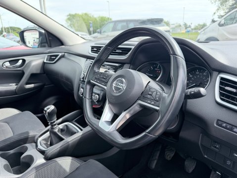 Nissan Qashqai 1.5 DCI N-CONNECTA 10