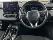 Suzuki Swace MOTION 5