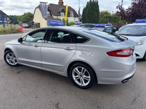 Ford Mondeo 2.0 TDCi Titanium Euro 6 (s/s) 5dr 6